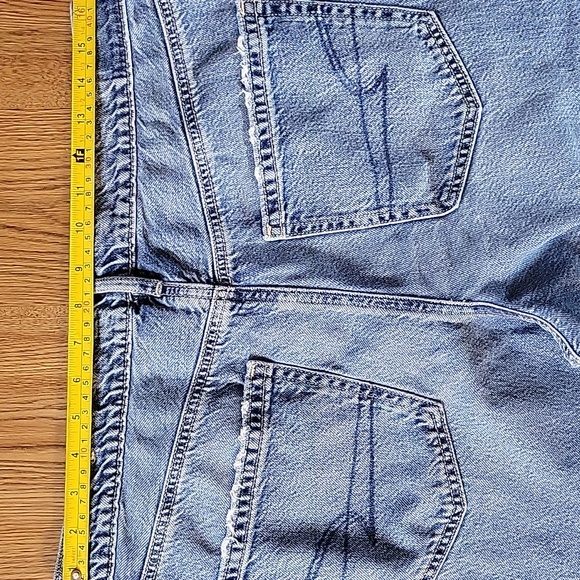 American Eagle Outfitters Light Blue Flare Jeans - Picture 6 of 6